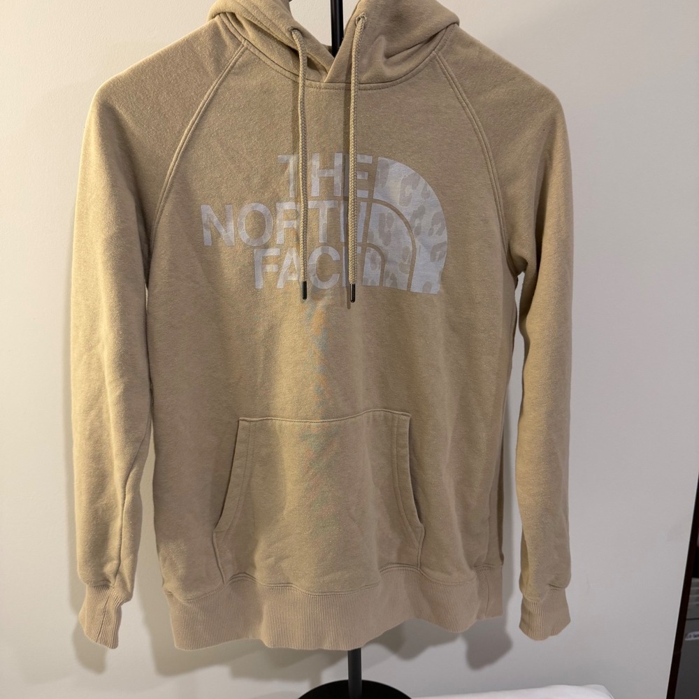 The North Face Womens Tan Leopard Logo Pullover Hoodie NF0A4M4M XS - Picture 2 of 8